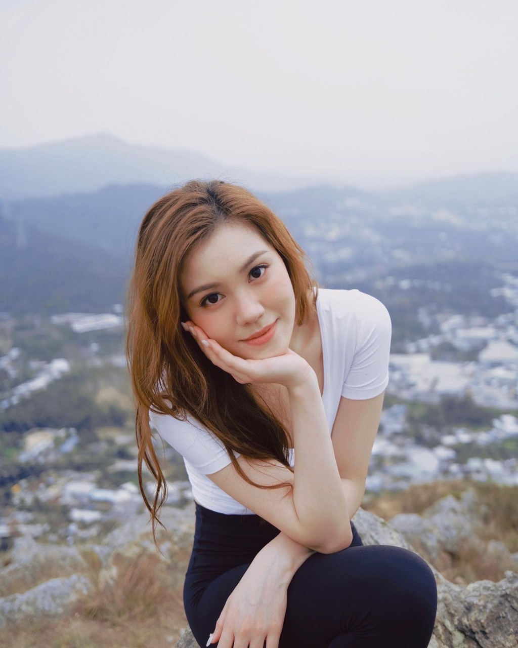 最後二人在嘈咬後開始全程0交流，互相無視。